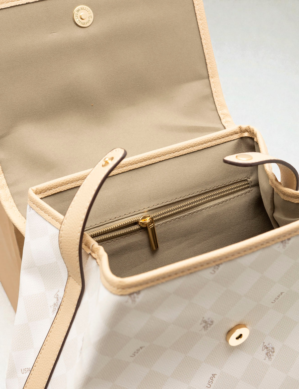 DIAMOND SIGNATURE BACKPACK 27A227-AA00A