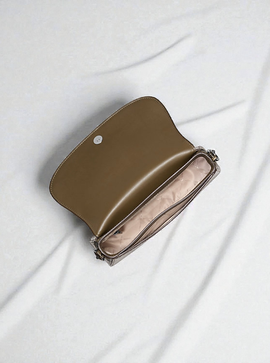 Mila Medium Signature Logo Messenger Bag 35T5GIMM8V