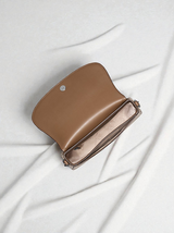 Mila Medium Signature Logo Messenger Bag 35T5GIMM8V