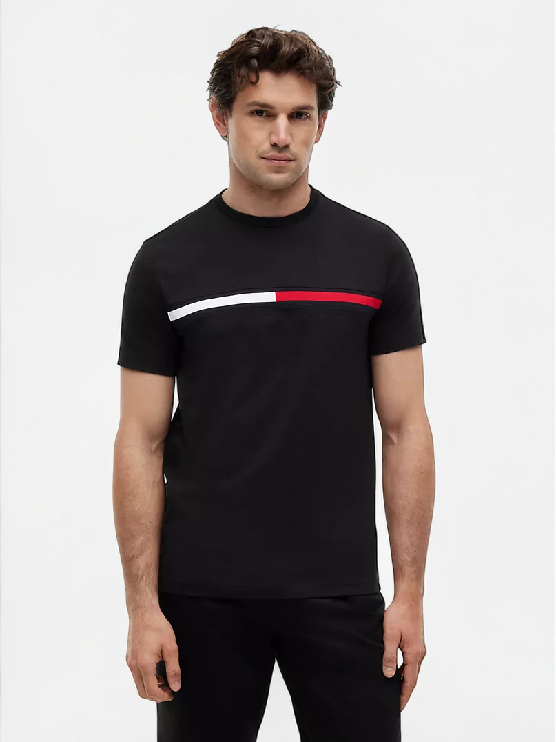 Tommy Embroidered Flag Logo T-Shirt