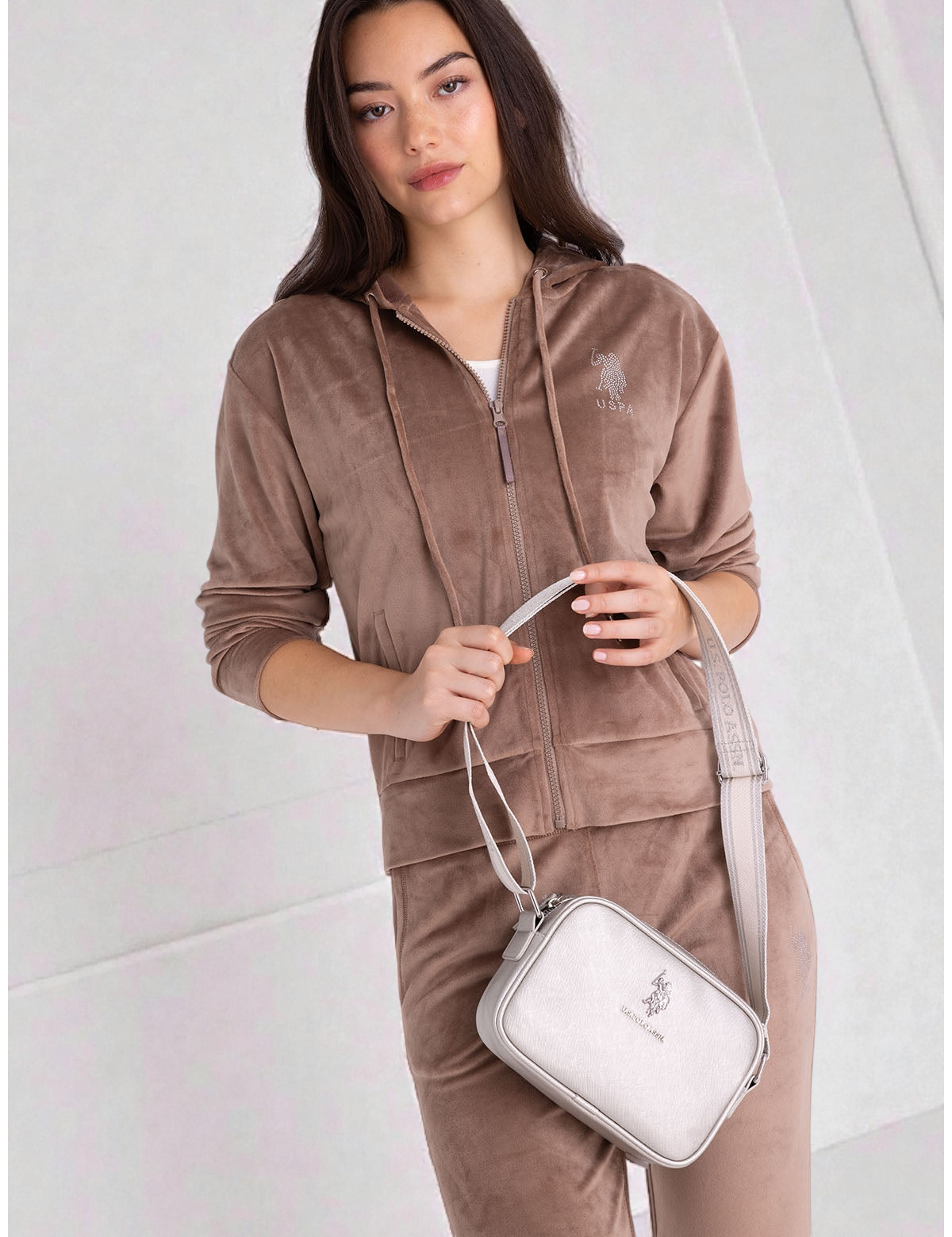 Immediate U.S Polo CLASSIC ZIP CROSSBODY BAG