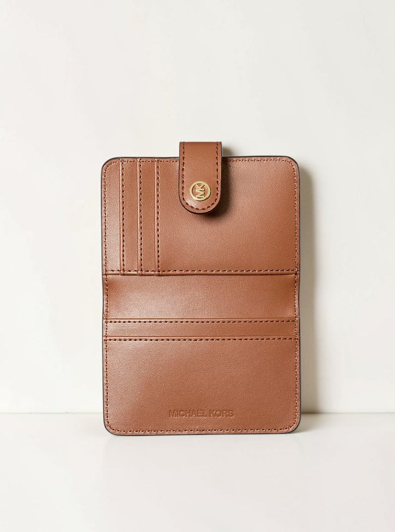 Jet Set Travel Small Signature Logo wallet,35F6GTVF1Y