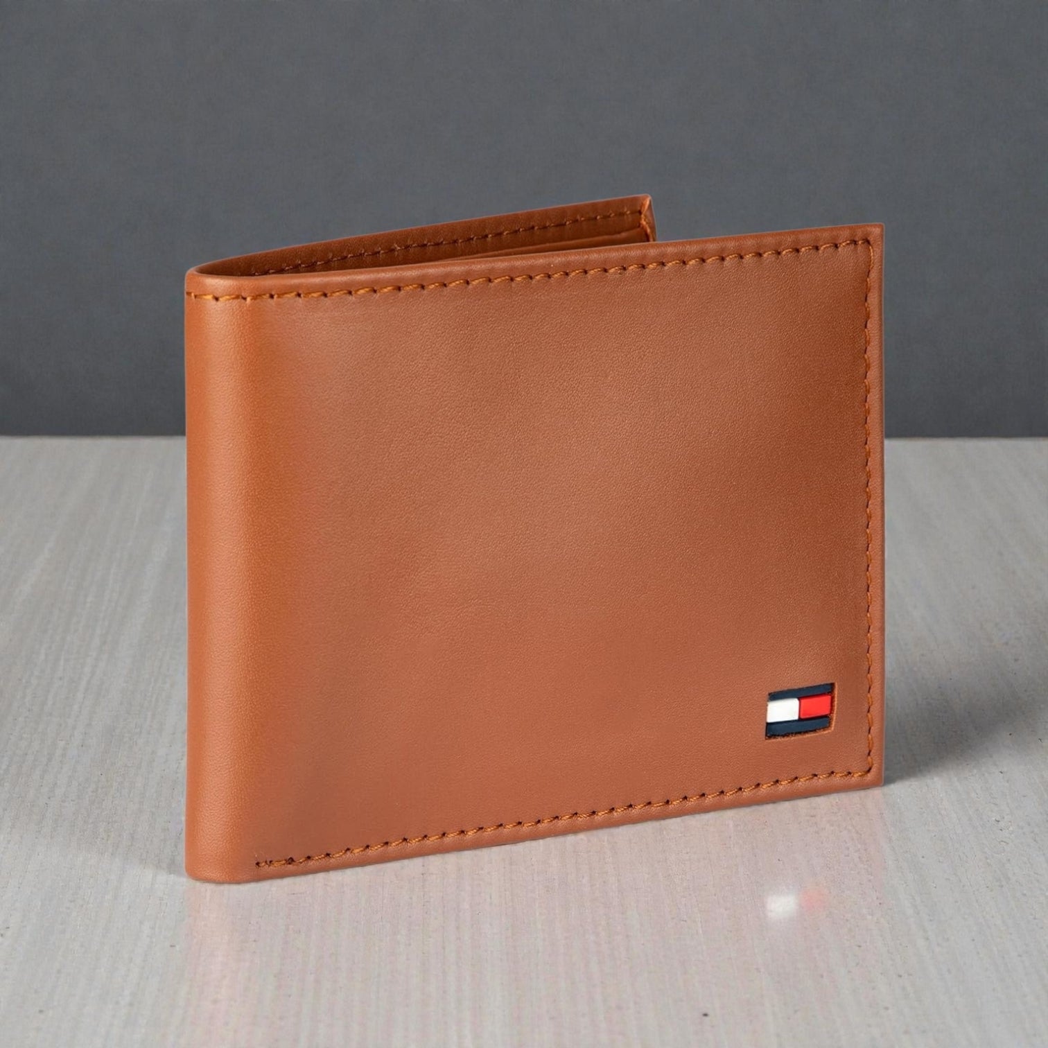 Tommy Hilfiger Men's Passcase Wallet with Removable ID Window