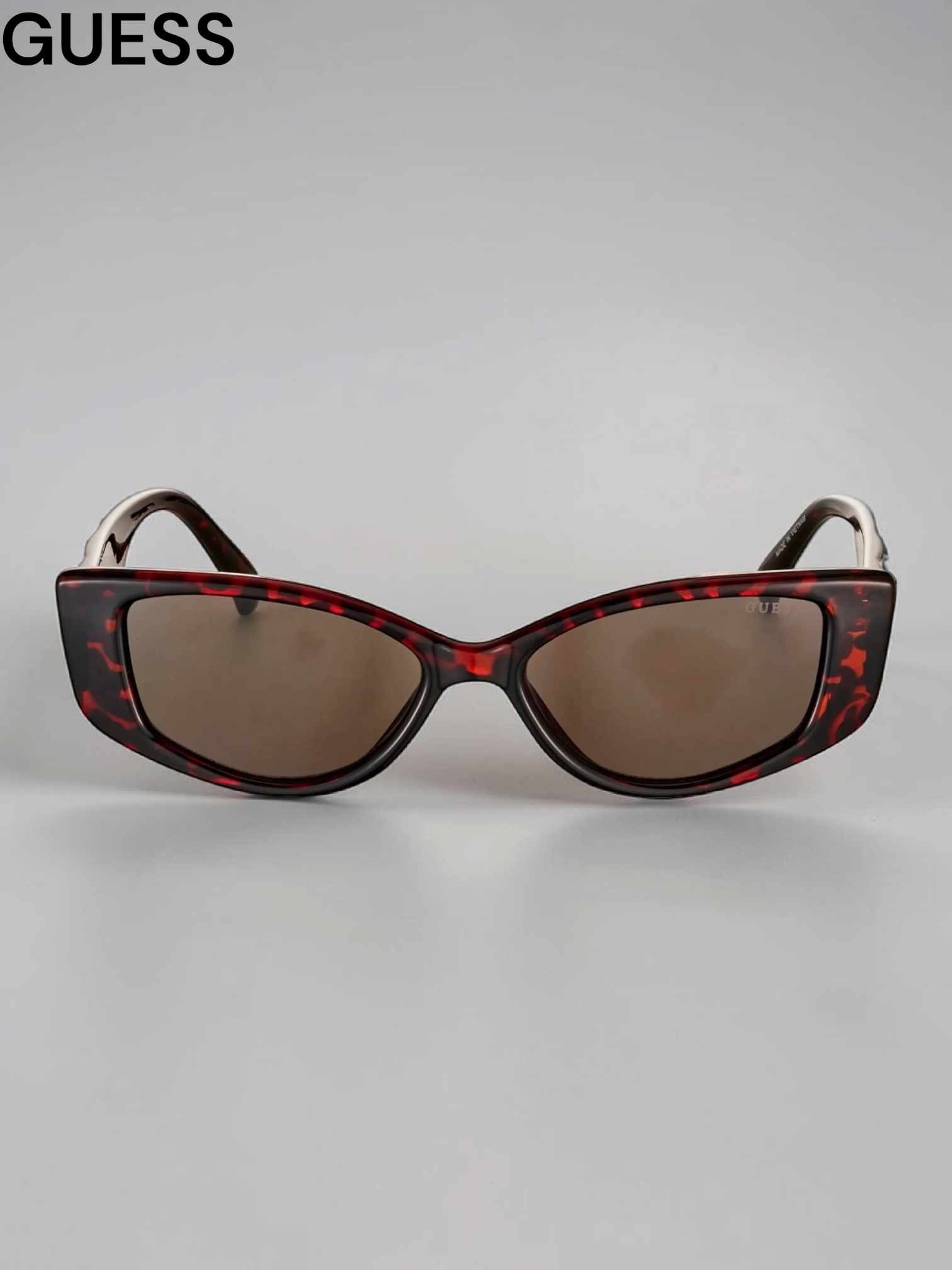 Guess 59mm Navigator Sunglasses