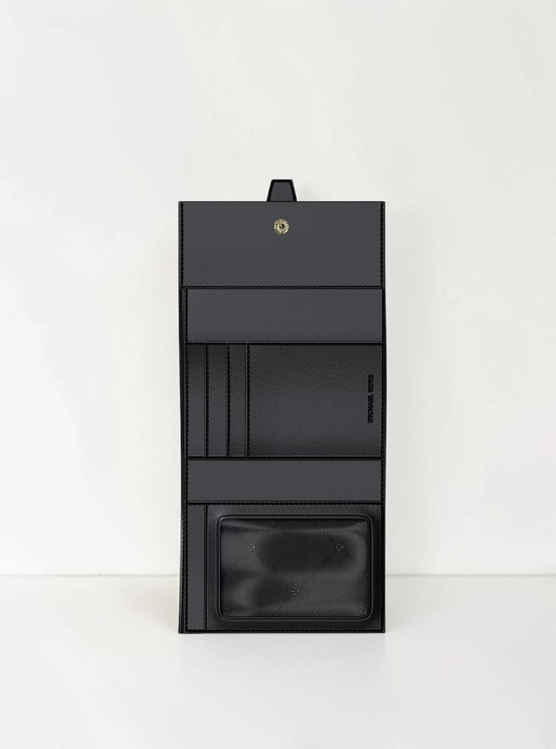 Greenwich Medium Signature Logo Trifold Wallet,35S5GGRE6B