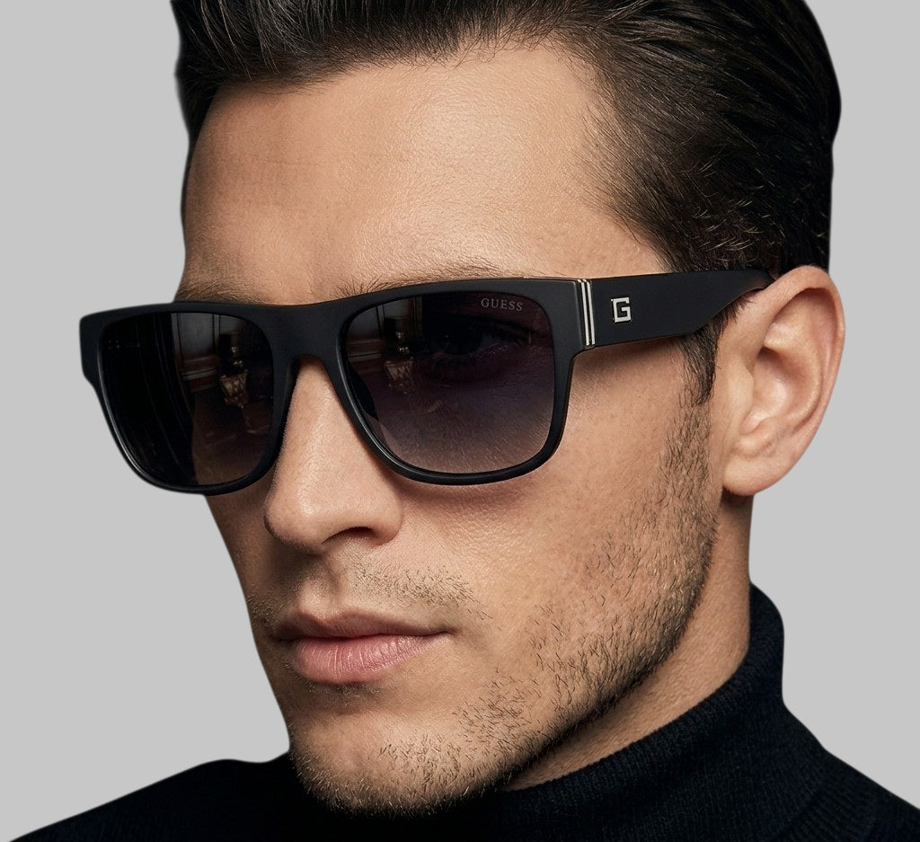 Guess 
Brown & Black Gradient Square Men's Sunglasses
Item No. GU00277