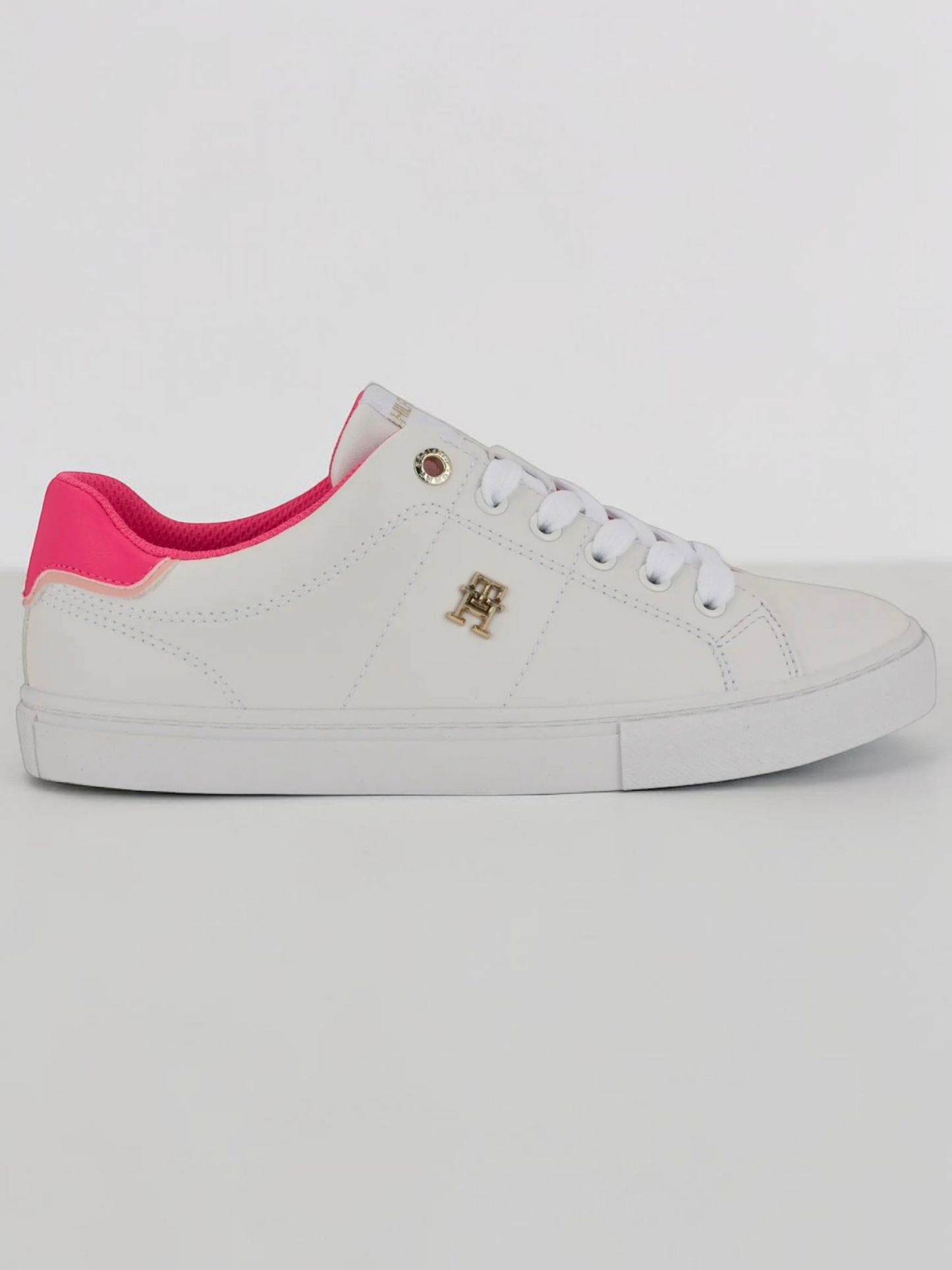 Tommy Lanzey Low Top Sneaker