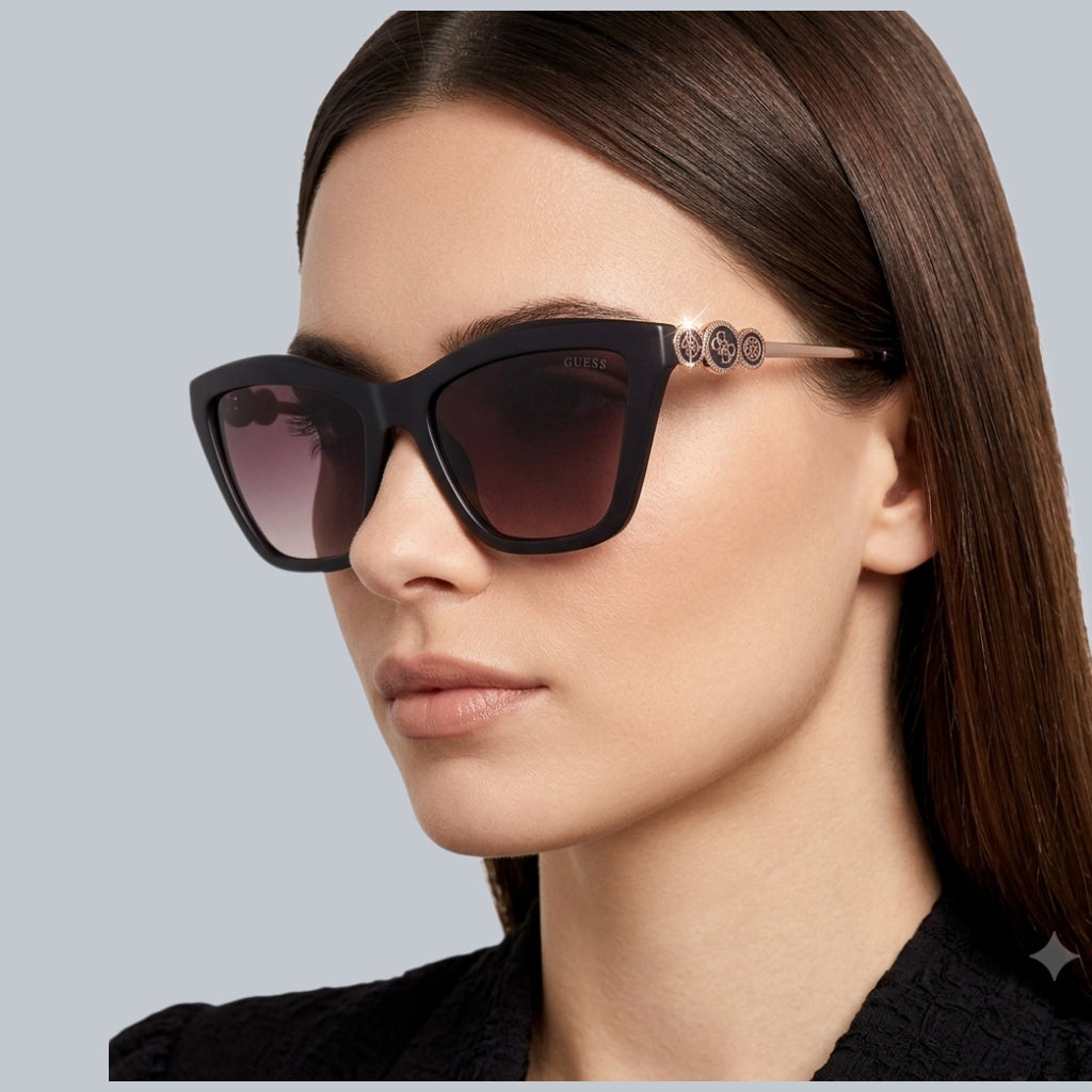 Guess
Smoke Gradient Rectangular Ladies Sunglasses
Item No. GU00199 20B 56