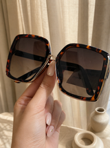 Immediate Guess Women's Rectangular Sunglasses GF000685852F
