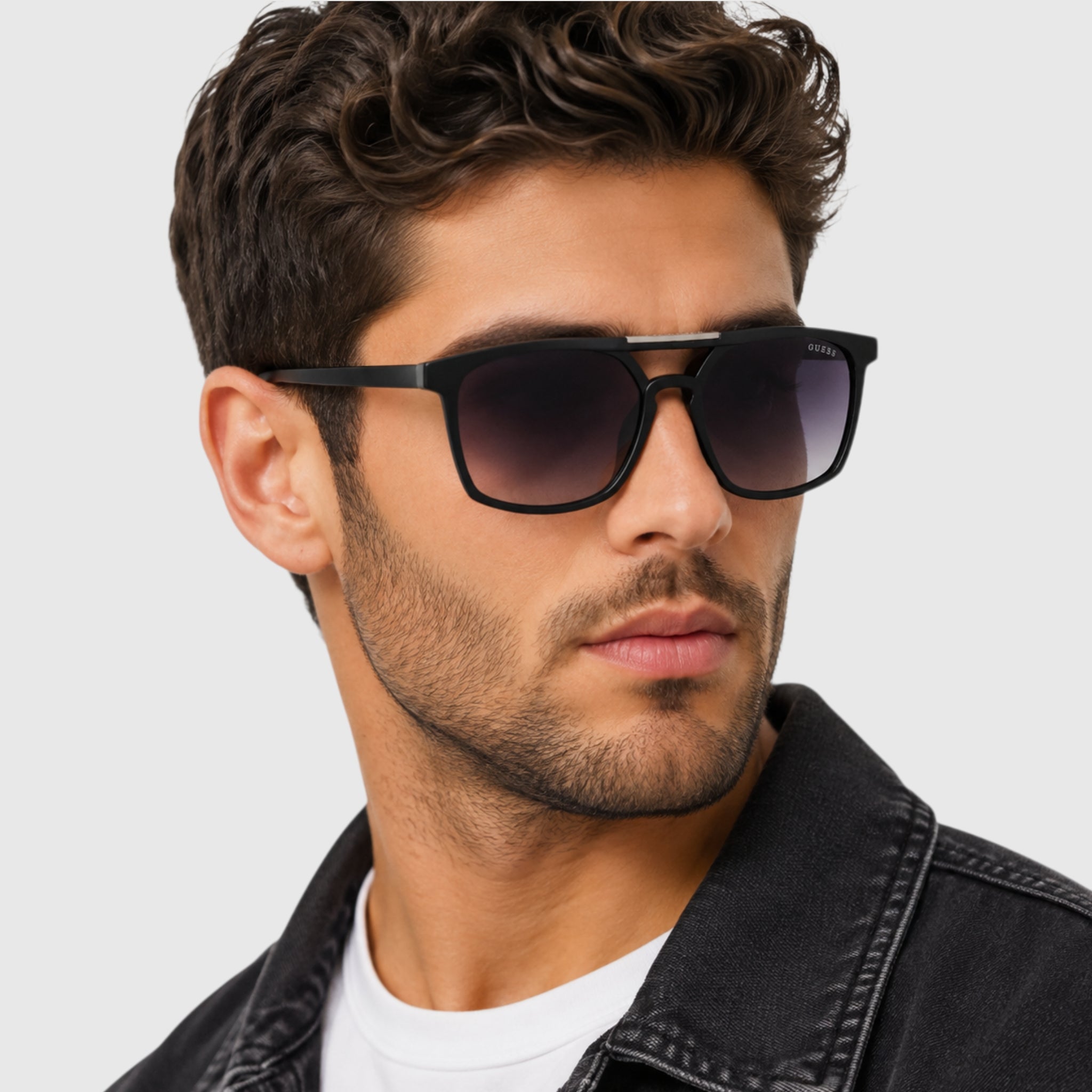 Guess Smoke Gradient Shield Men's Sunglasses
Item No. GF5089 02B 00