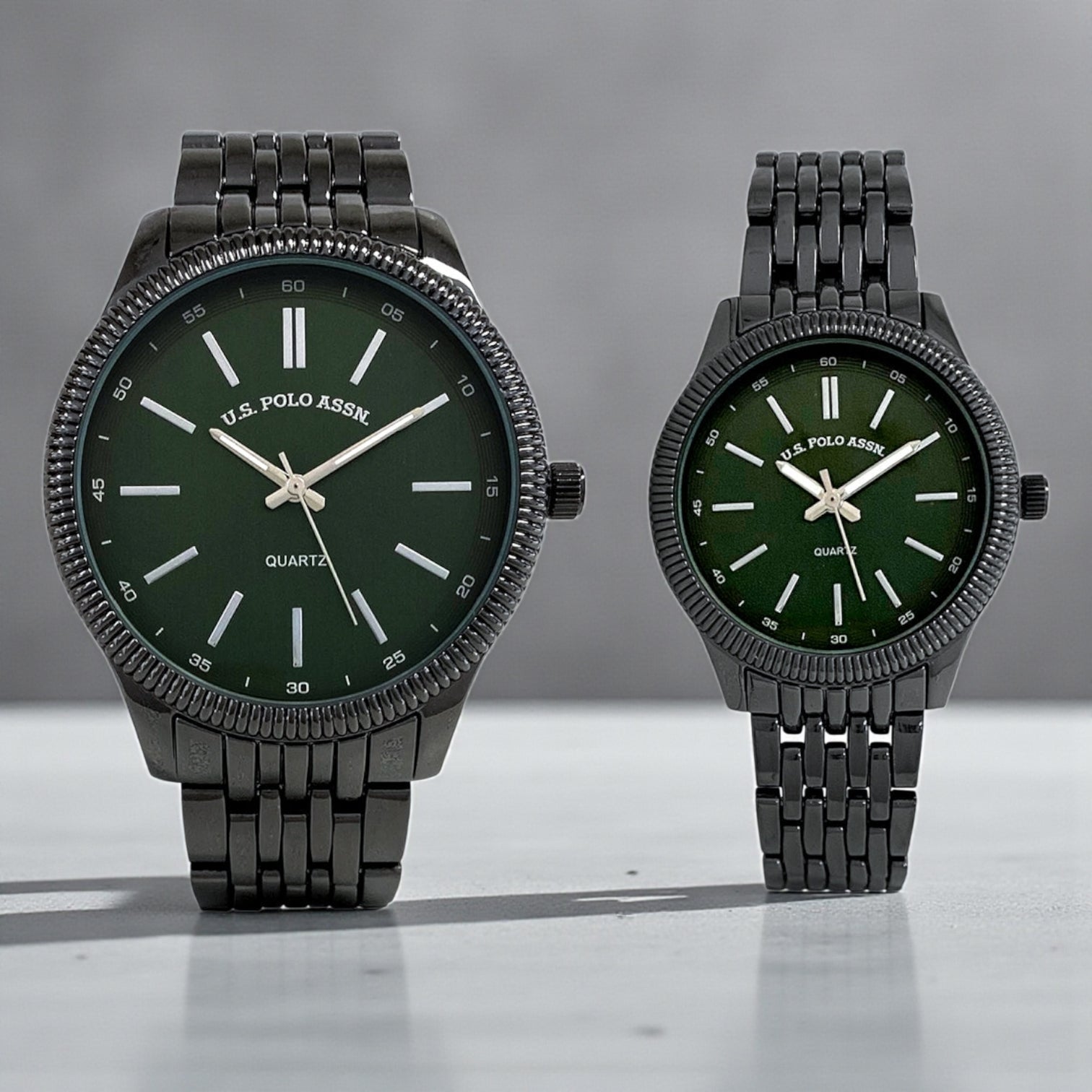 HIS AND HERS GUNMETAL LINK WATCH SET,USC2729UO
