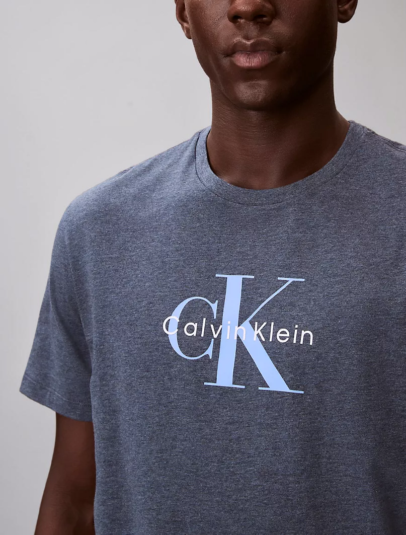 Monologo Tee
