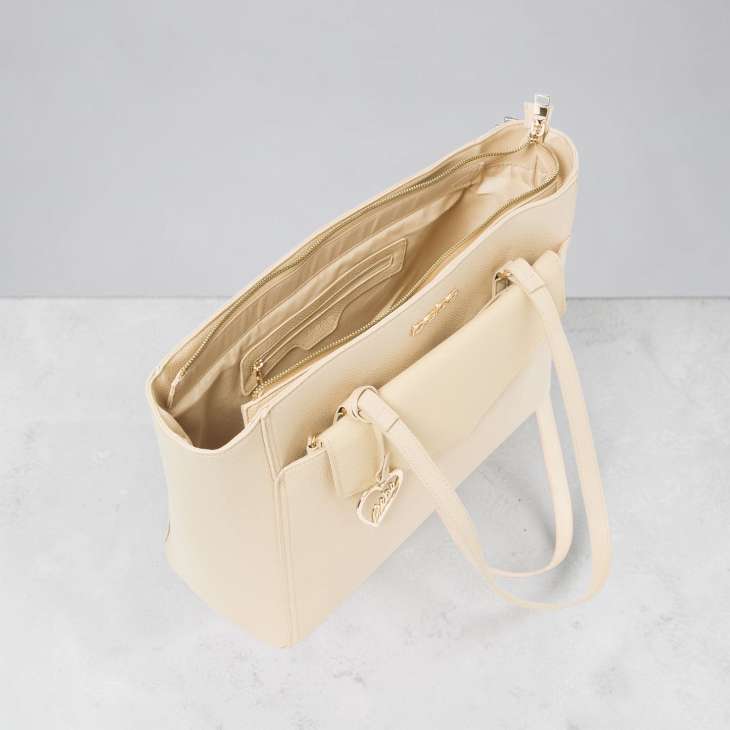 Tanya Tote W/ Logo Pouch