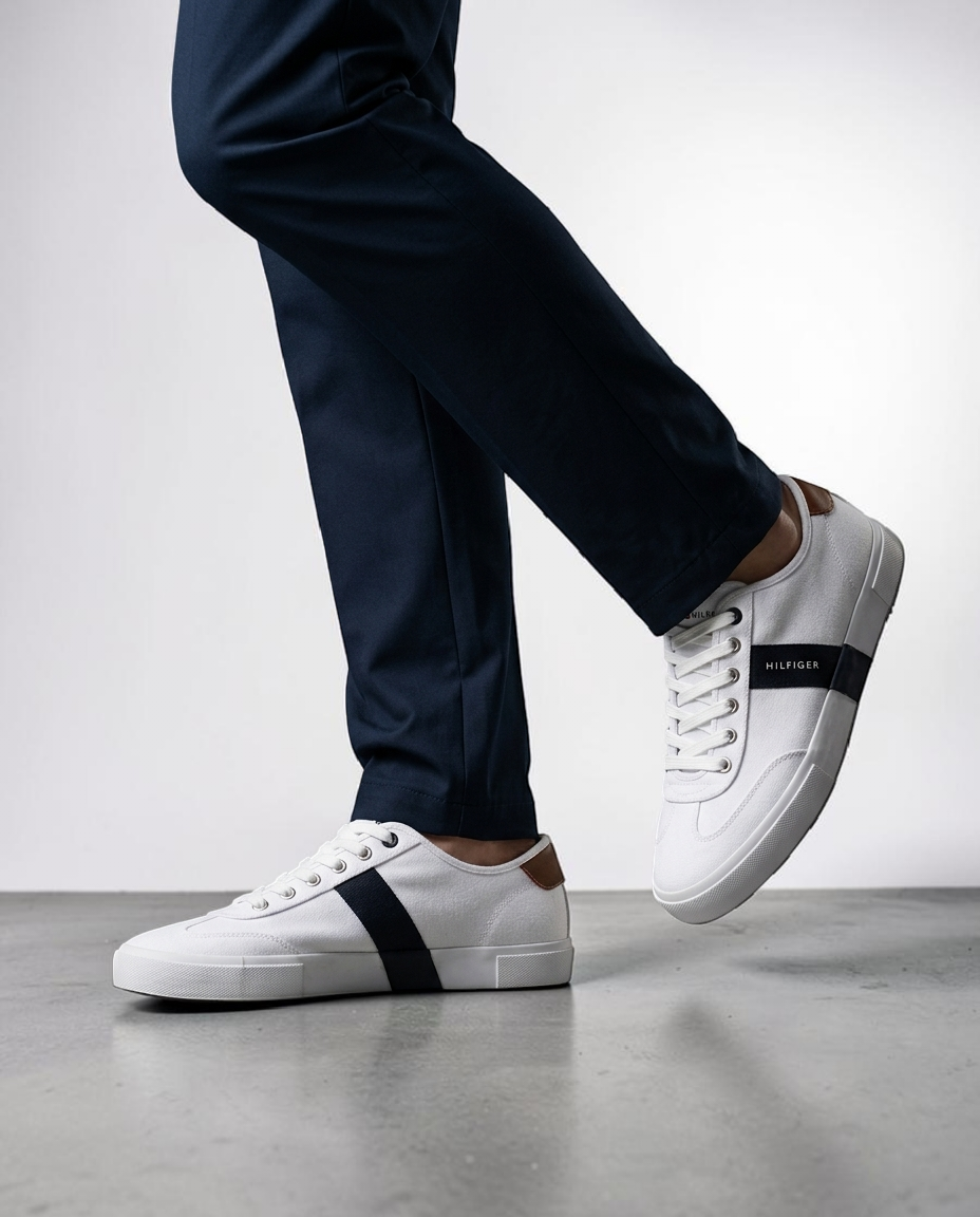 TH Atino Logo Strap Driver