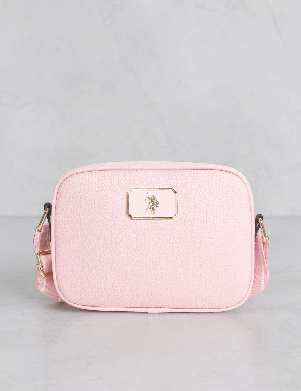 ENAMEL PLATE CLASSIC ZIP CROSSBODY BAG Serial 27V0087-AA00A