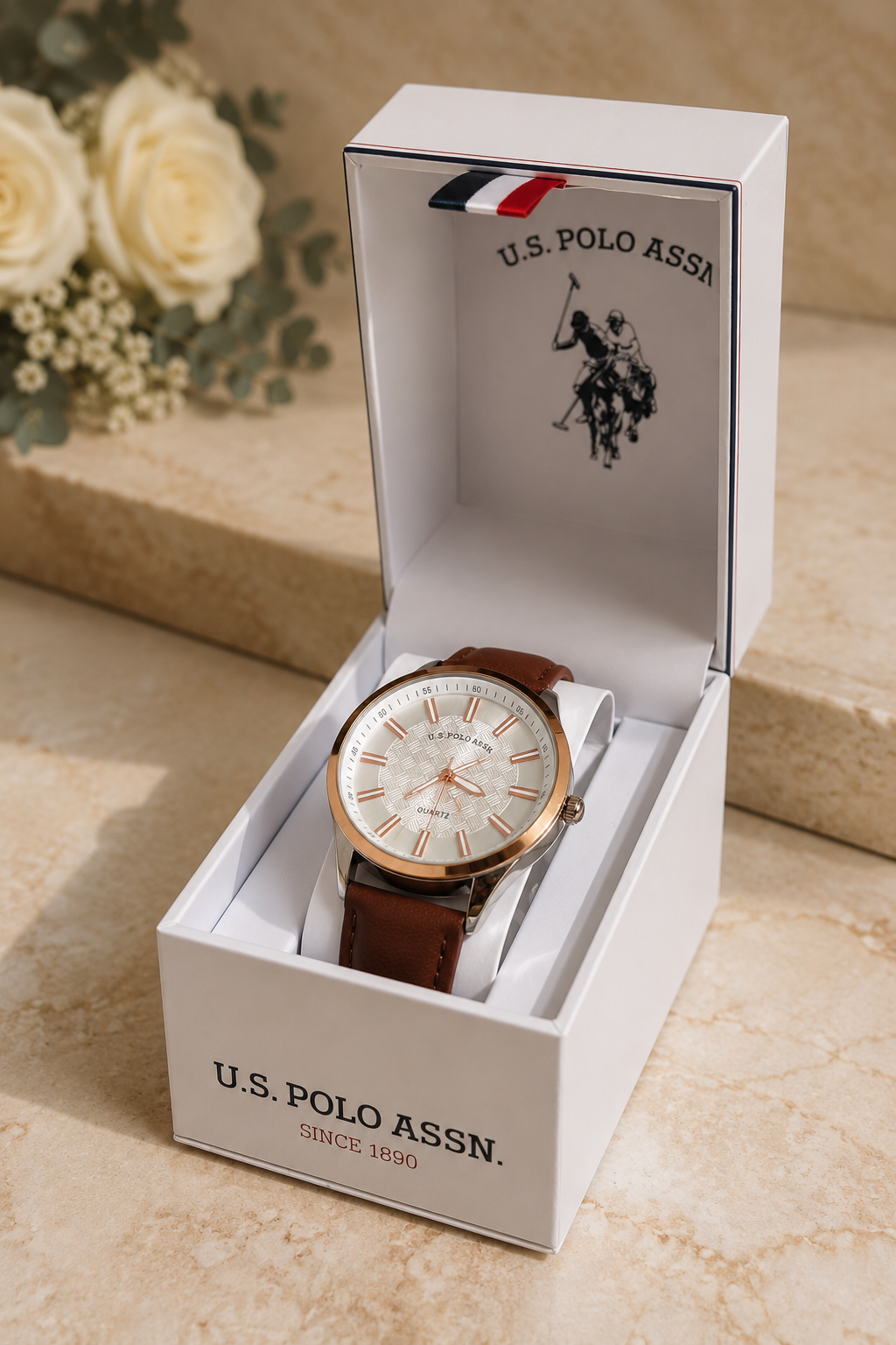 Immediate MENS BROWN STRAP GOLD ACCENT WATCH
SKU: USC50640UO-0000A