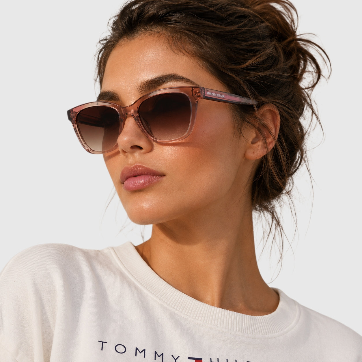 Tommy Hilfiger
Burgundy Rectangular Ladies Sunglasses TH 1723/S 0900 54