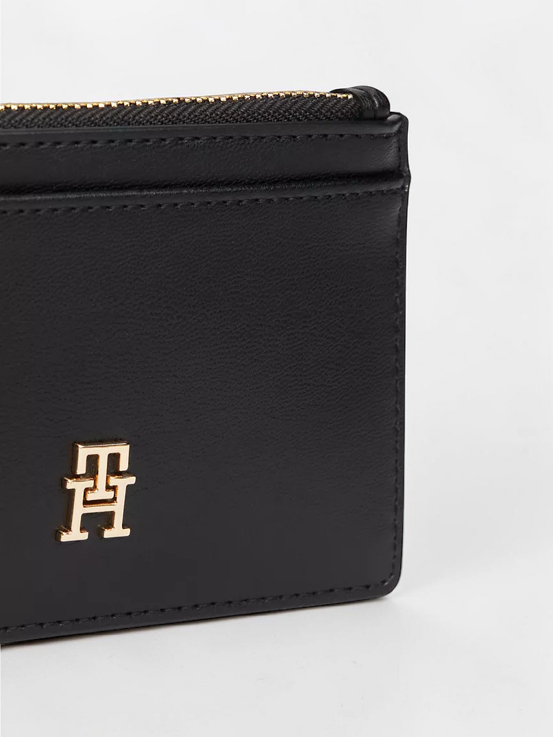 Immediate Tommy Hilfiger Monogram Logo Zip Cardholder