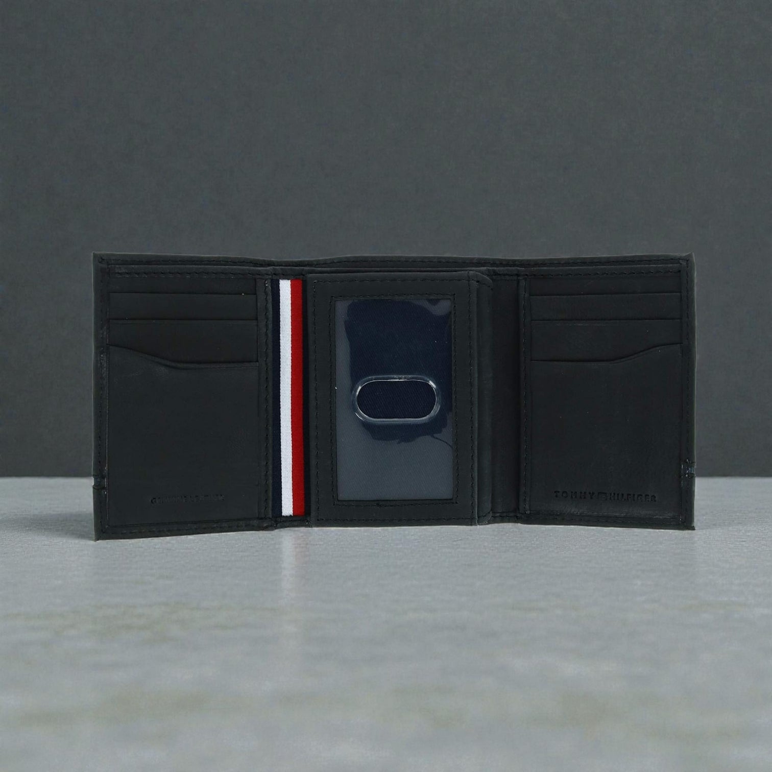 Tommy Hilfiger Men's Trifold Wallet