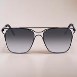 Guess
Grey Gradient Square Ladies Sunglasses
Item No. GF0185 91B 55