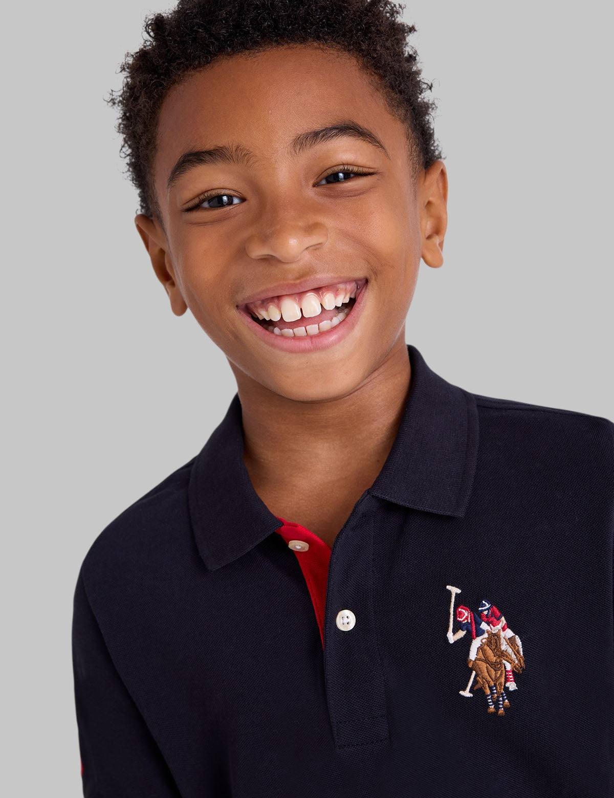 BOYS MULTI COLOR LOGO SOLID PIQUE POLO SHIRT