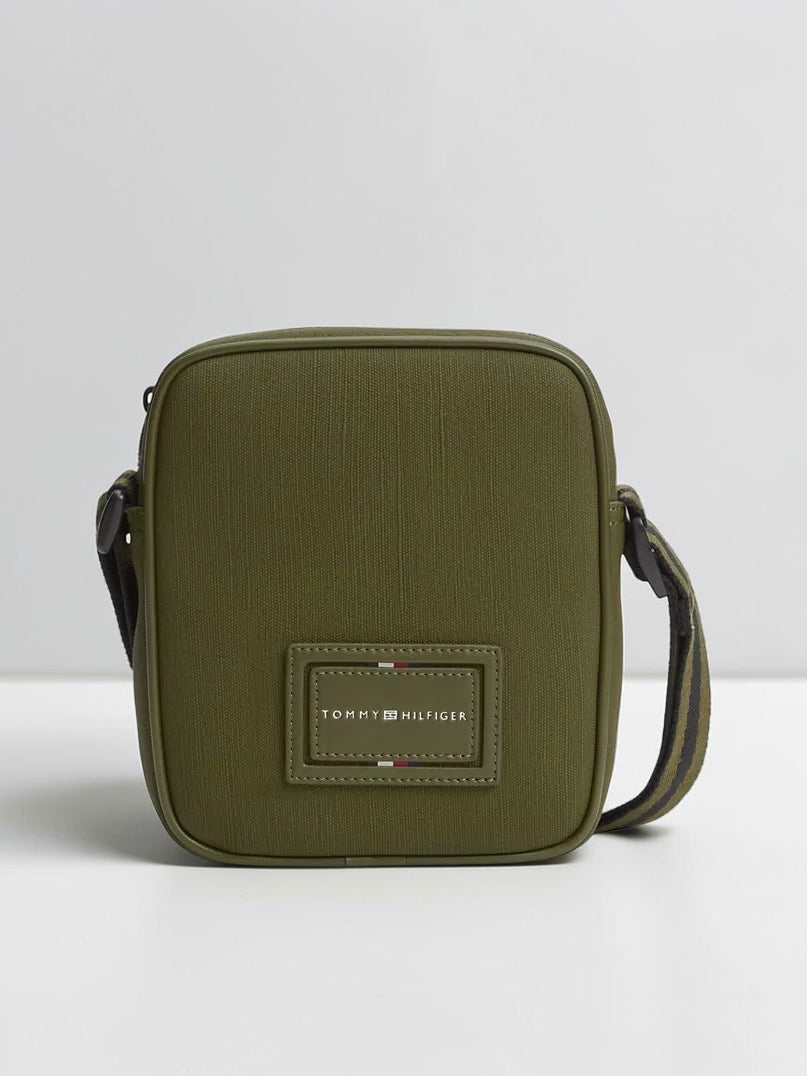Hilfiger Logo Textured  Reporter Bag