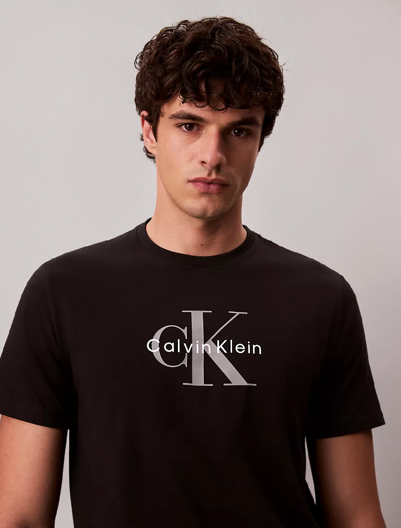 Monologo Tee