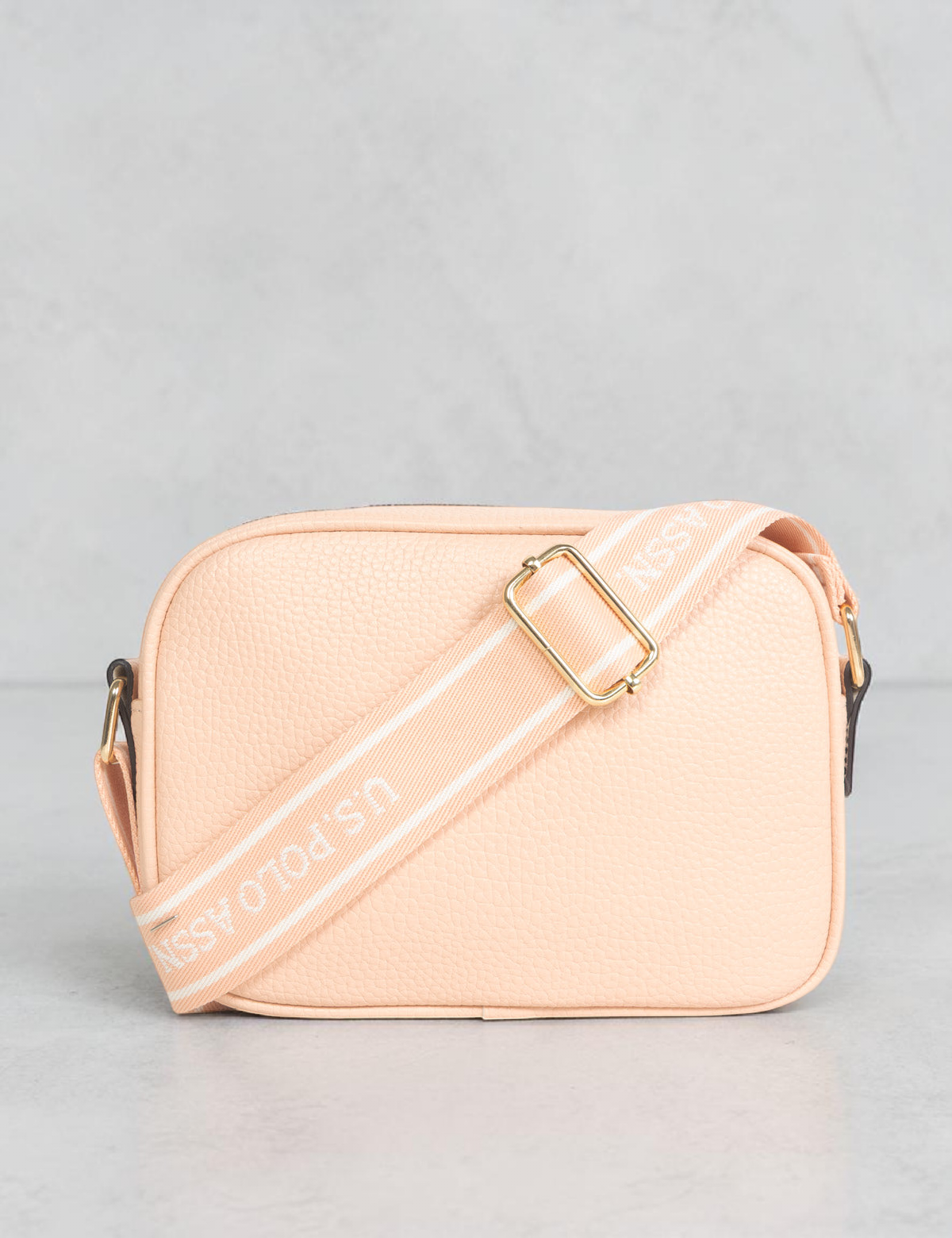 ENAMEL PLATE CLASSIC ZIP CROSSBODY BAG Serial 27V0087-AA00A