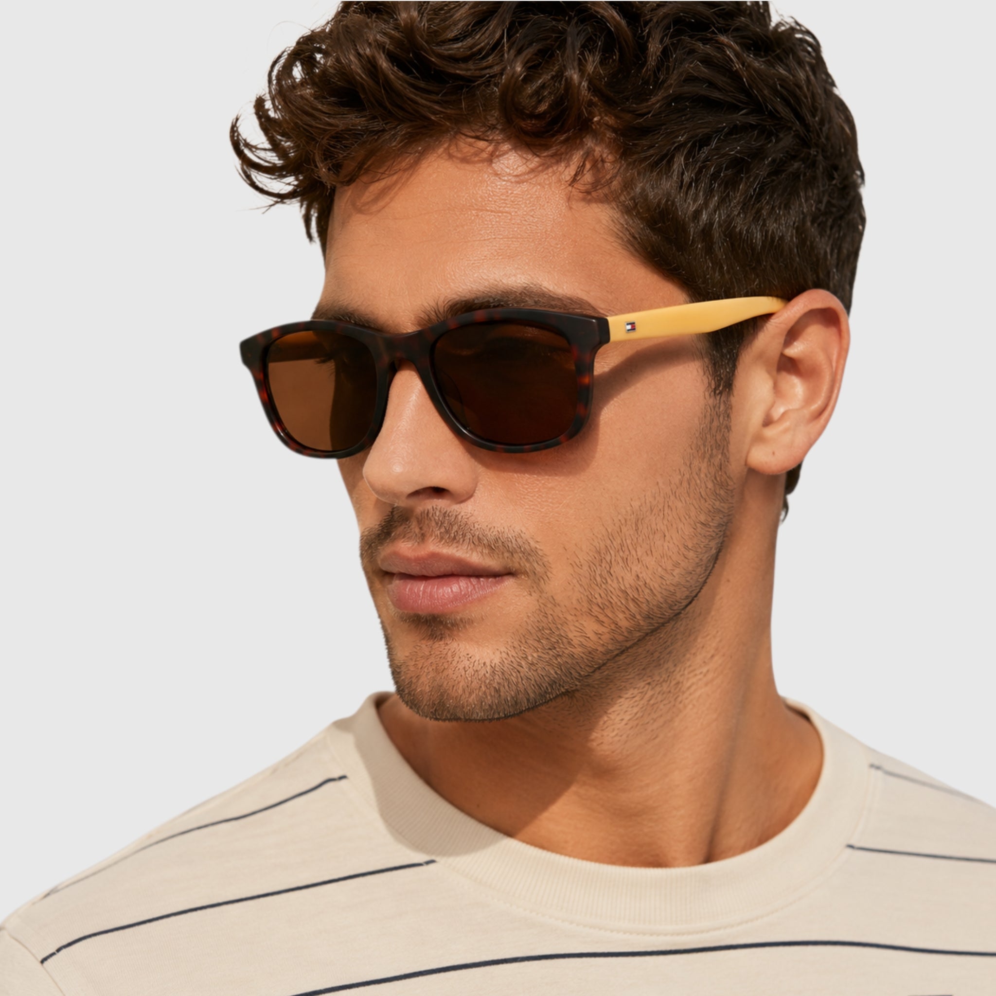 Tommy Hilfiger 
Brown Square Men's Sunglasses,TH 1506/F/S