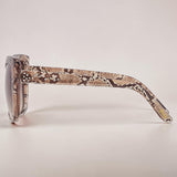 Guess 
Brown Gradient Butterfly Ladies Sunglasses
Item No. GF0383 45F 57