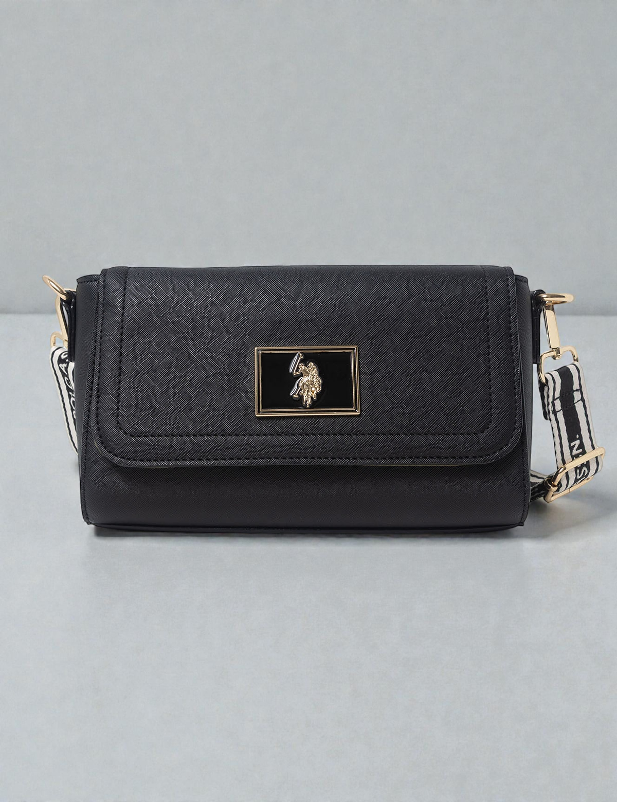 U.S Polo ENAMEL CROSSBODY BAG 27A396-AA00A