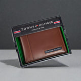 Tommy Hilfiger Men's Passcase Wallet with Removable ID Window