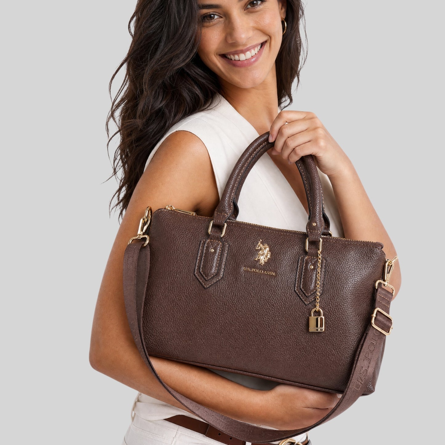 LOCK CHAIN SATCHEL BAG WITH CROSSBODY STRAP،27V0063-AA00A