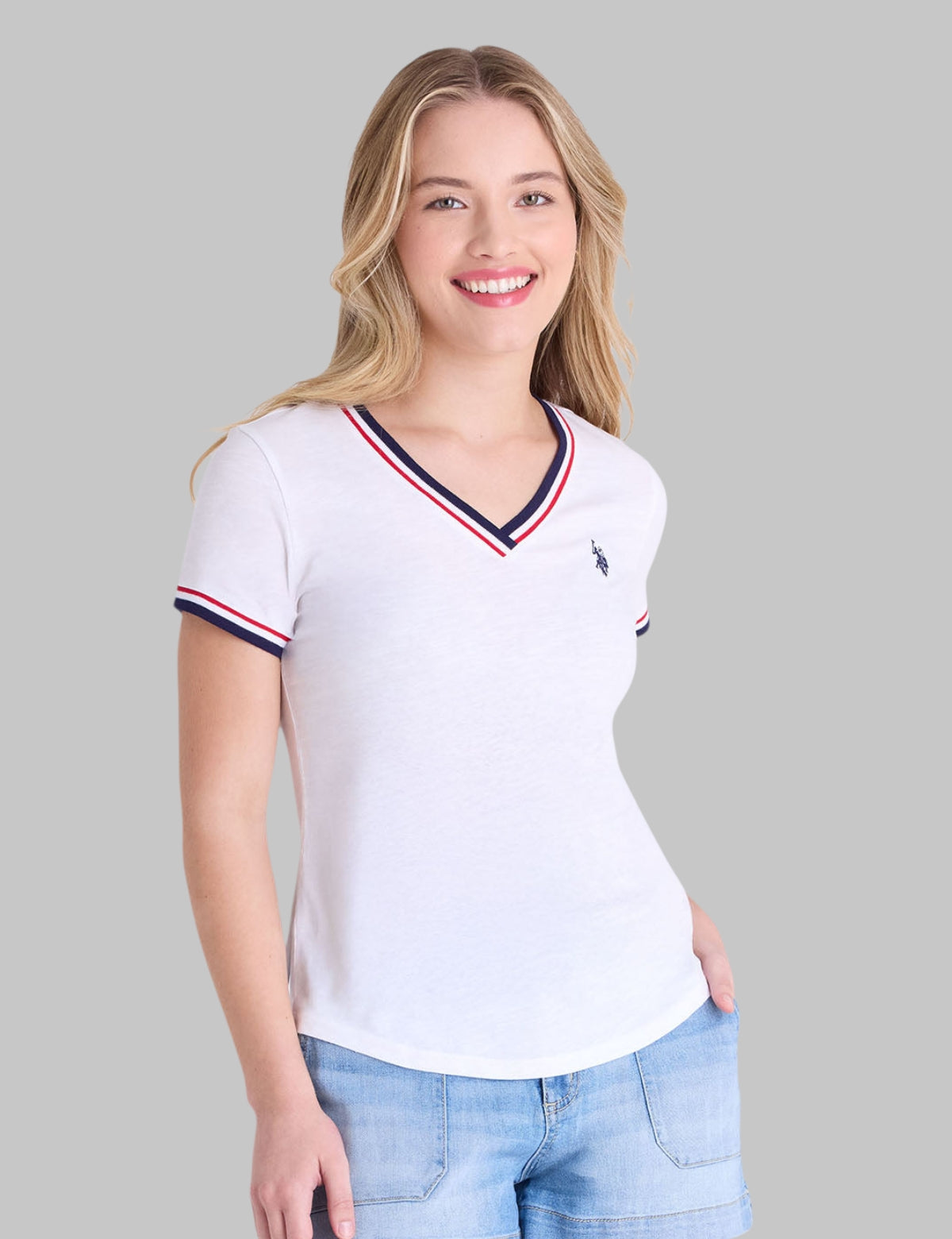 V-NECK SIGNATURE STRIPE TRIM T-SHIRT,215989-2J00A