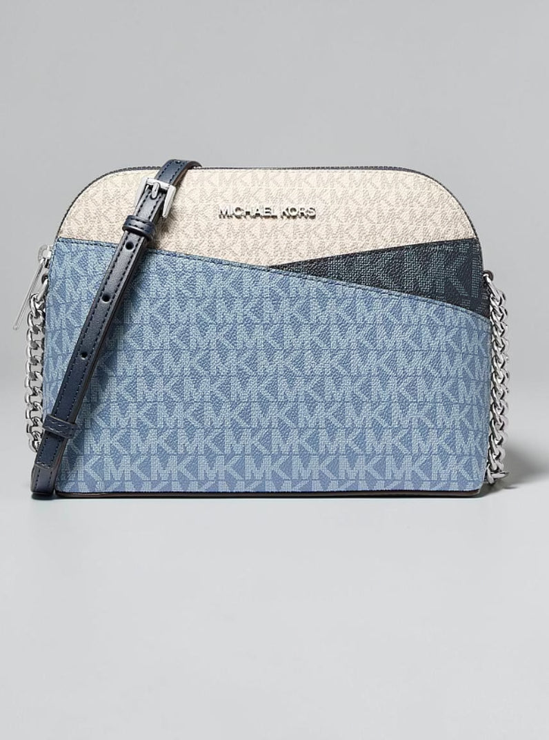 Jet Set Travel Medium Logo Dome Crossbody Bag,35F1STVC6B