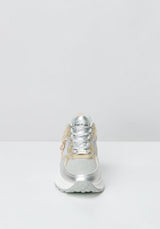 Della Sneaker