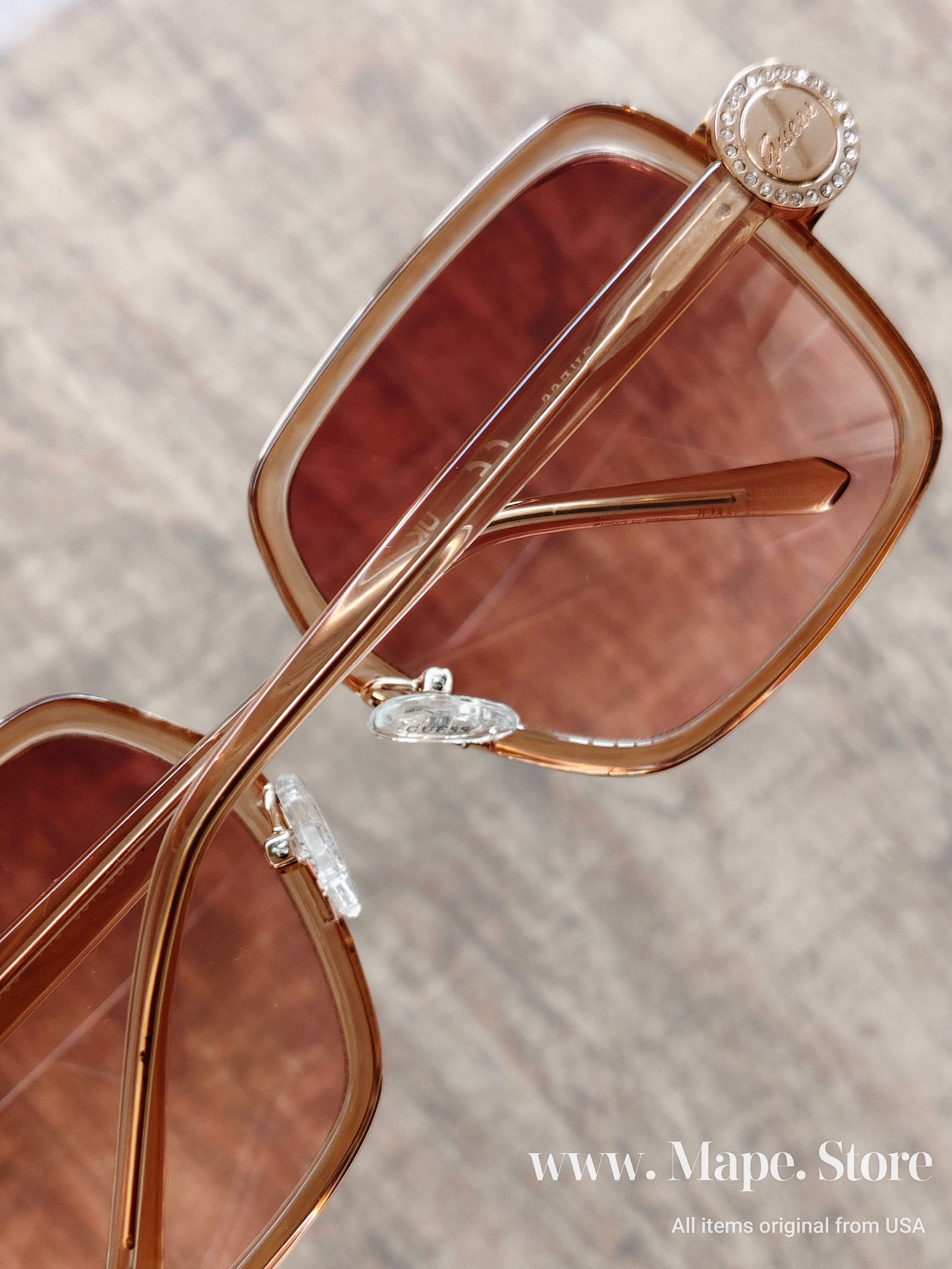Immediate Bordeaux Gradient Square Ladies Sunglasses
Serial No GU00180