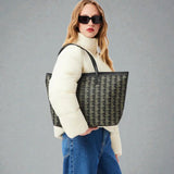 Large Zely Grained Tote & Pouch