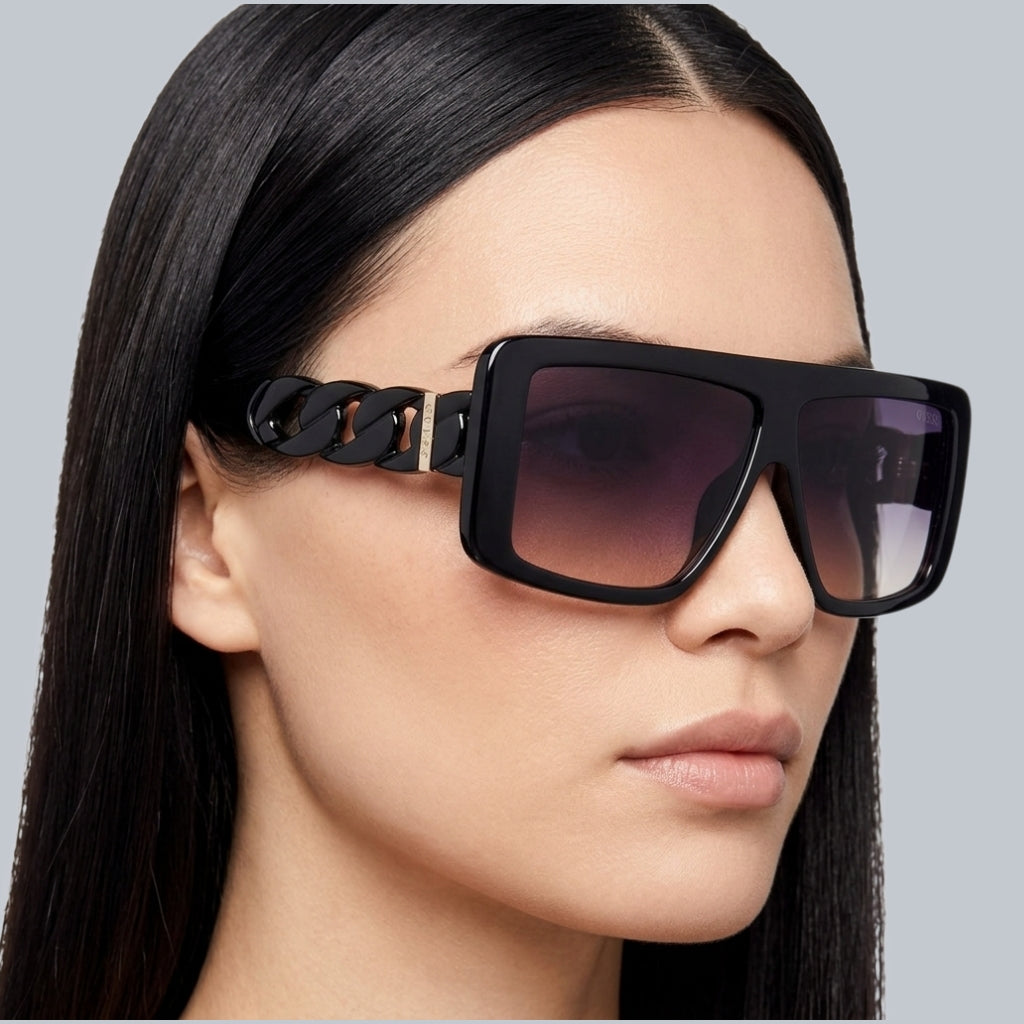 Guess 
Smoke Gradient Rectangular Ladies Sunglasses
Item No. GU00109 01B 60