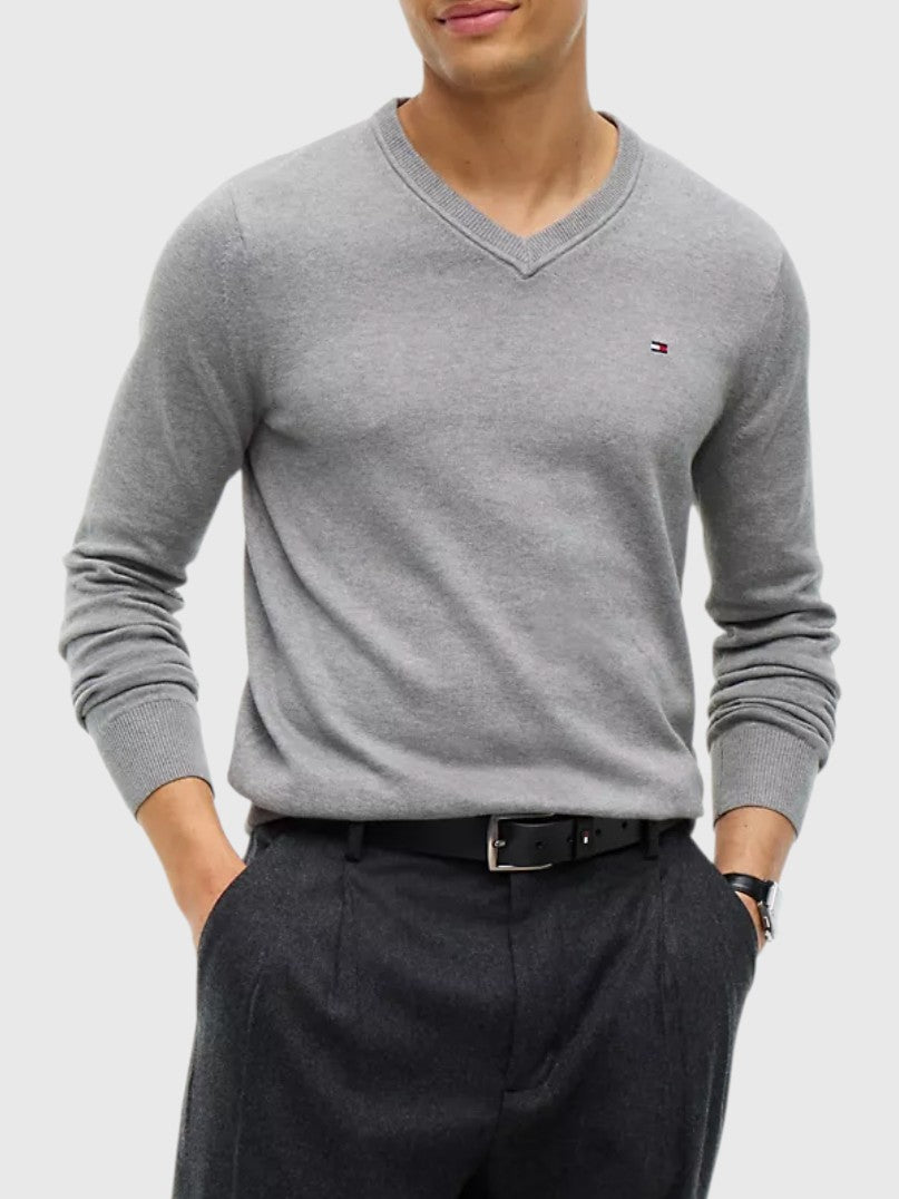 TOMMY HILFIGER Solid Logo V-Neck Sweater,78J8323-BDS