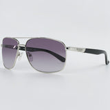 Guess
Smoke Gradient Navigator Men's Sunglasses
Item No. GF0212 10B 63
