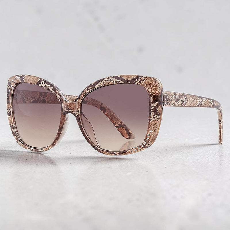Guess 
Brown Gradient Butterfly Ladies Sunglasses
Item No. GF0383 45F 57
