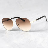 Guess 
Dark Brown Gradient Pilot Ladies Sunglasses
Item No. GU00173 21F 60