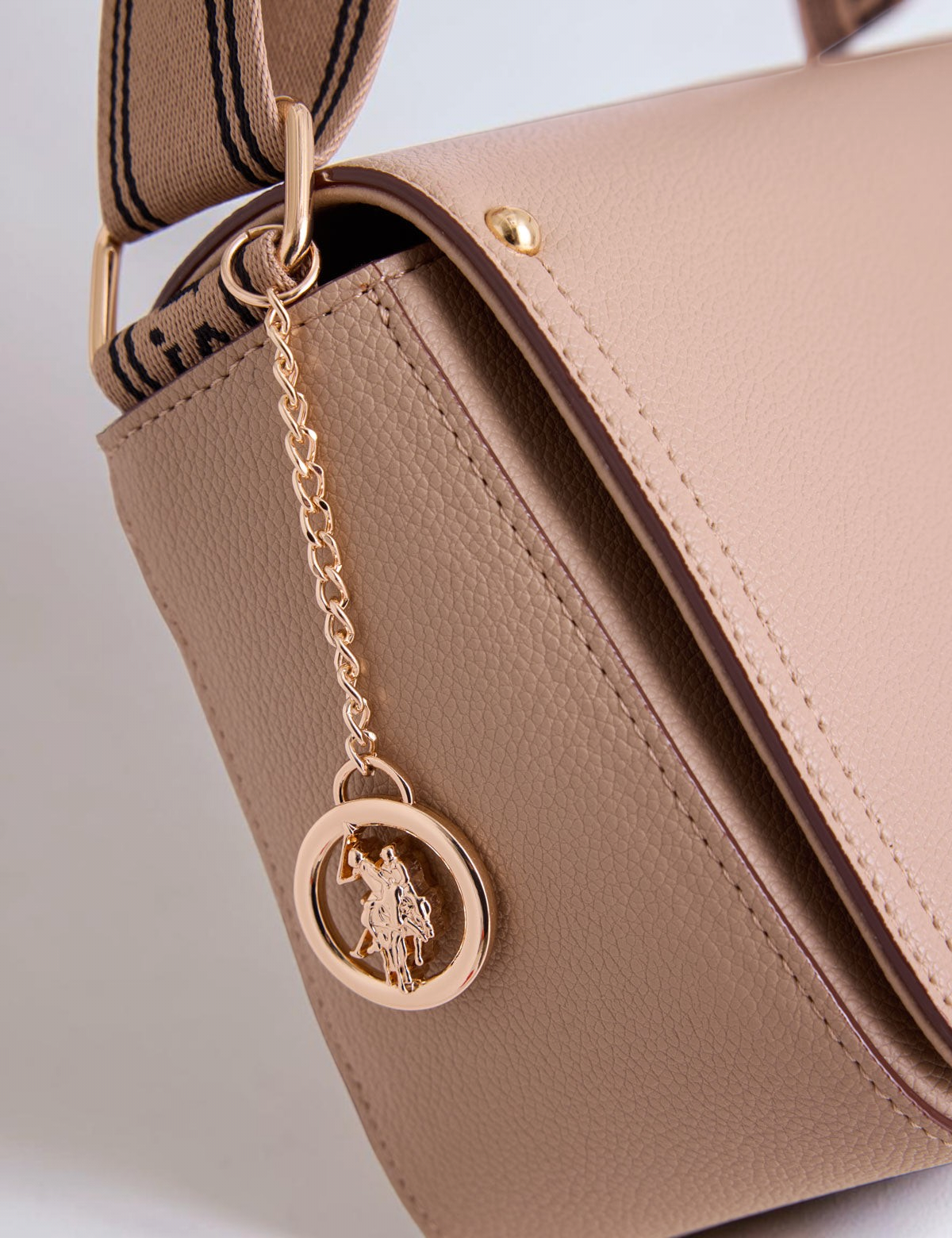 Immediate DECORATIVE TURNLOCK SHOULDER BAG Serial 27V0120-AA00A