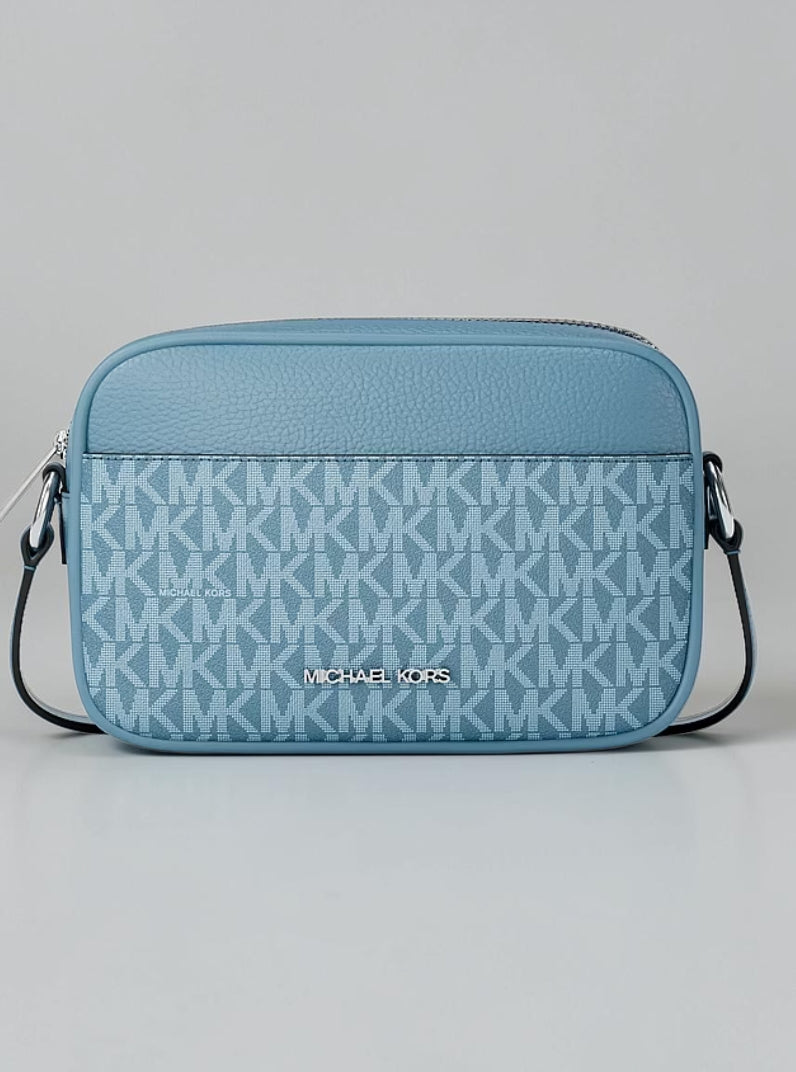 Jet Set Travel Signature Logo Camera Crossbody Bag,35S6STVC1V