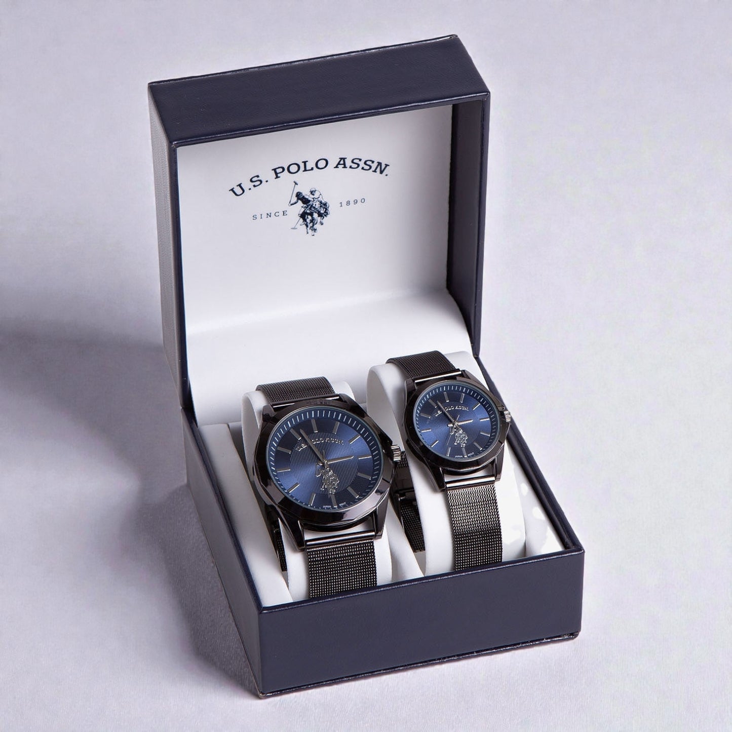 HIS AND HERS BLACK MESH WATCH SET,USC2536