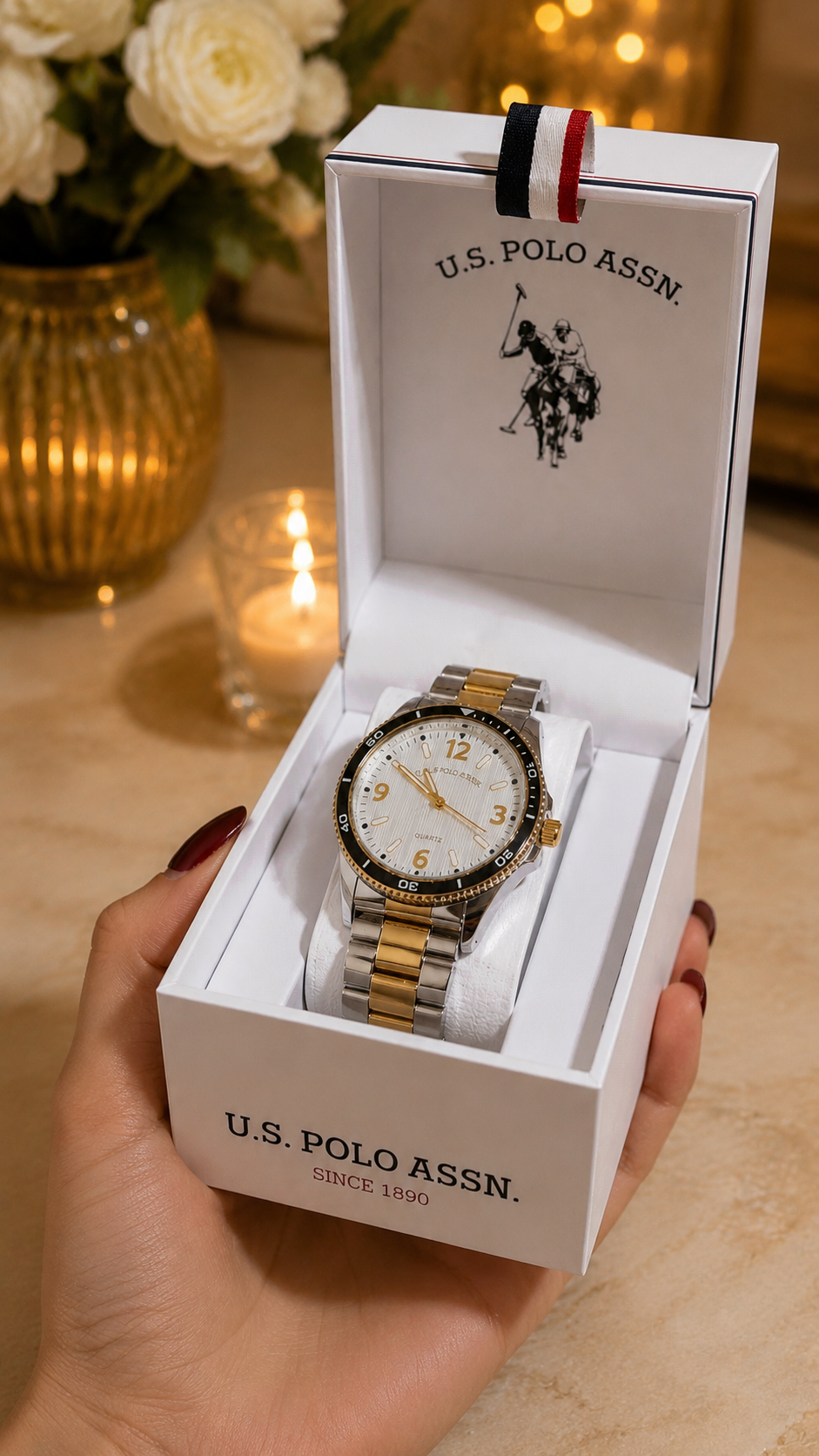 Immediate MENS TWO TONE SILVER AND GOLD ANALOG LINK WATCH,USC80830UO-0000A