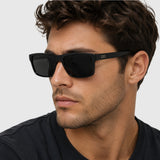 Tommy Hilfiger
Grey Rectangular Men's Sunglasses,TH 2017/S