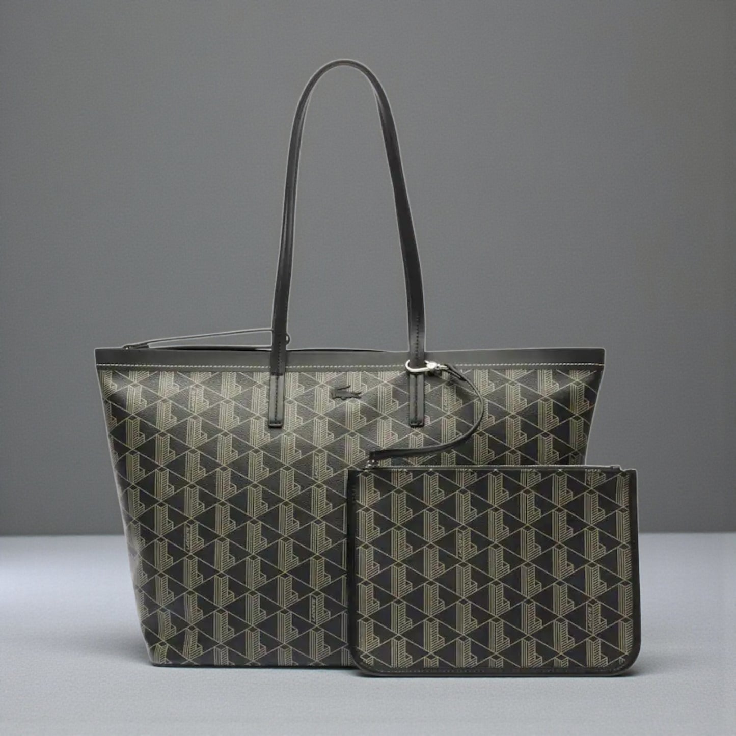 Large Zely Grained Tote & Pouch