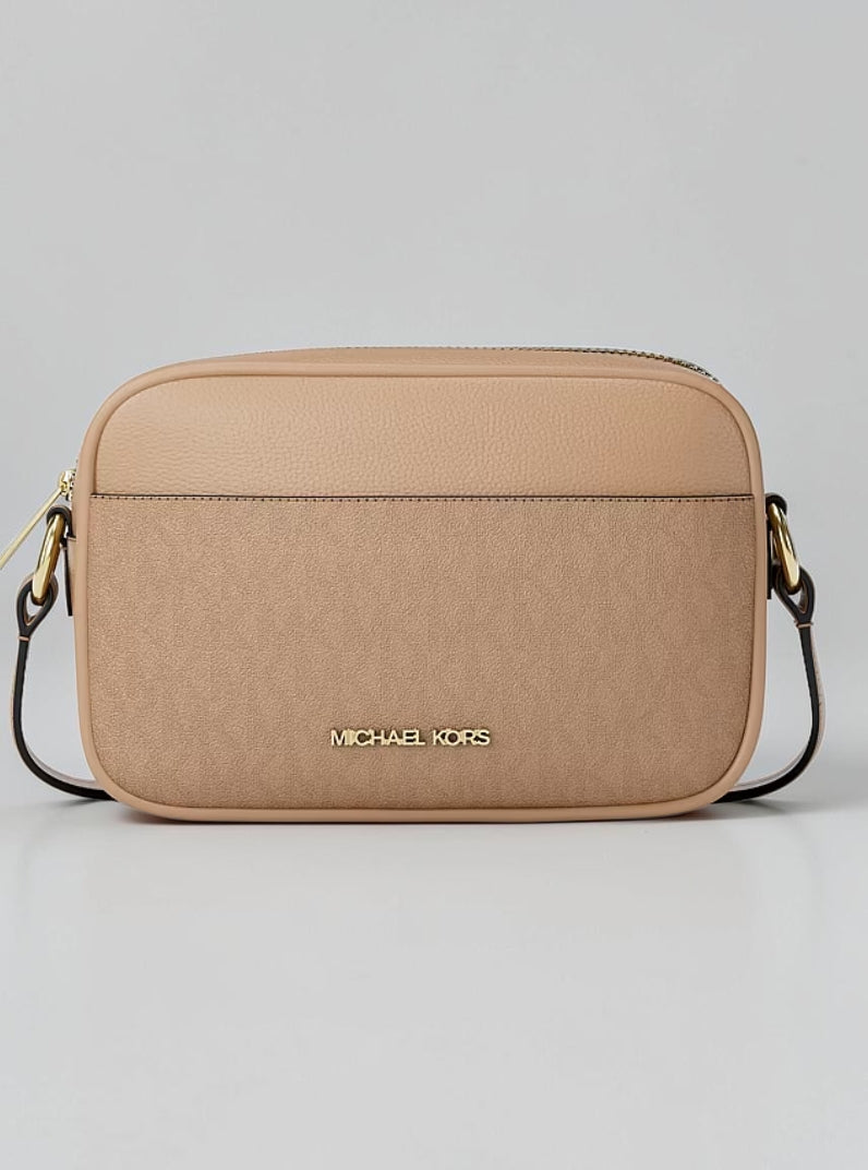 Jet Set Travel Signature Logo Camera Crossbody Bag,35S6STVC1V